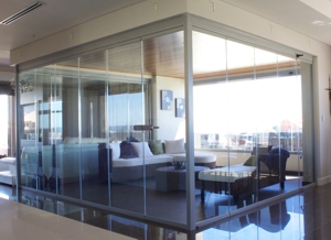 Sistemas de cortinas de cristal para viviendas y negocios Sistemas de cortinas de cristal para viviendas y negocios